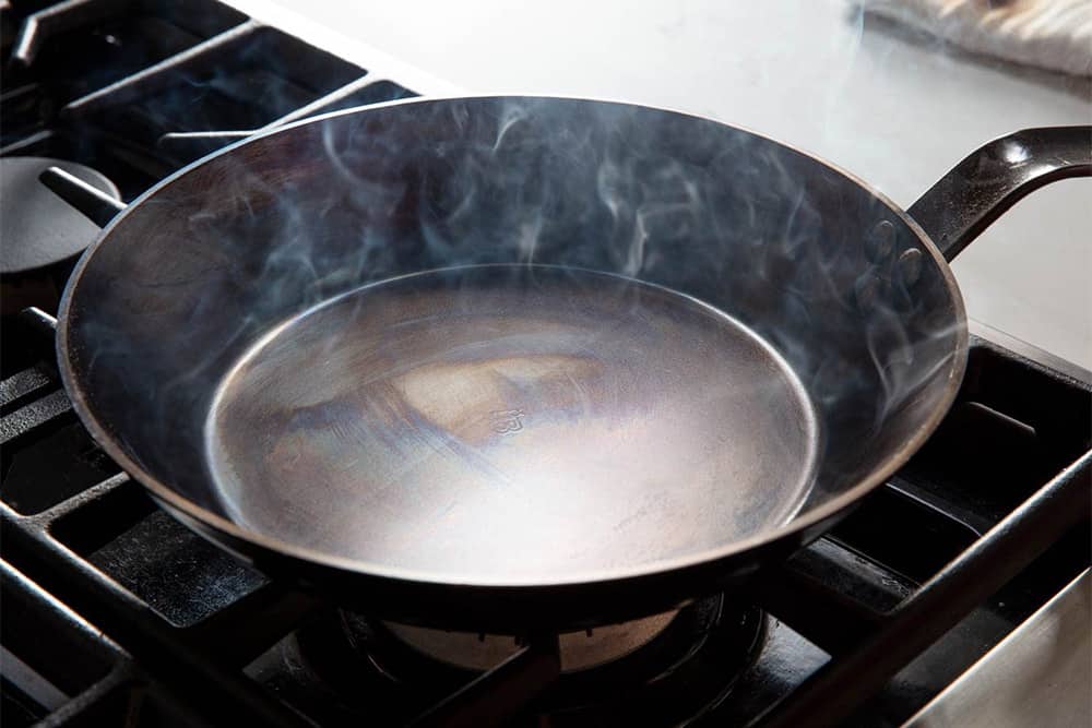 Skillet vs. Pan: The Differences and Uses – de Buyer